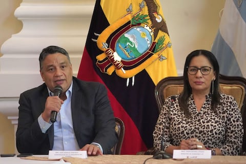 ‘No podemos seguir en pugnas innecesarias’: José Arévalo, nuevo gobernador de Guayas, promete trabajo con todas las alcaldías
