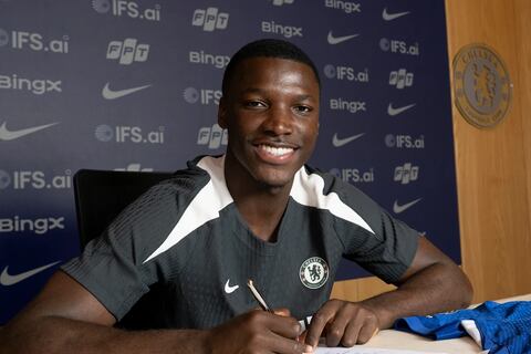 Moisés Caicedo renueva su contrato con el Chelsea hasta 2033