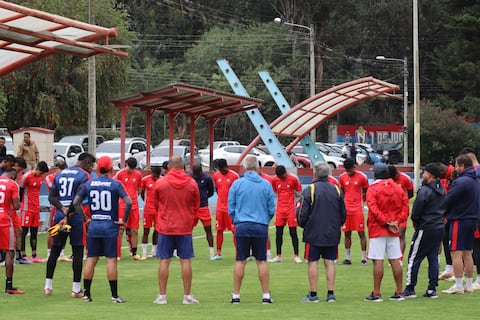 ‘El Nacional nació dentro de las Fuerzas Armadas, se cambiaron los estatutos y fue una debacle’: exdirectivo habla de la crisis del club