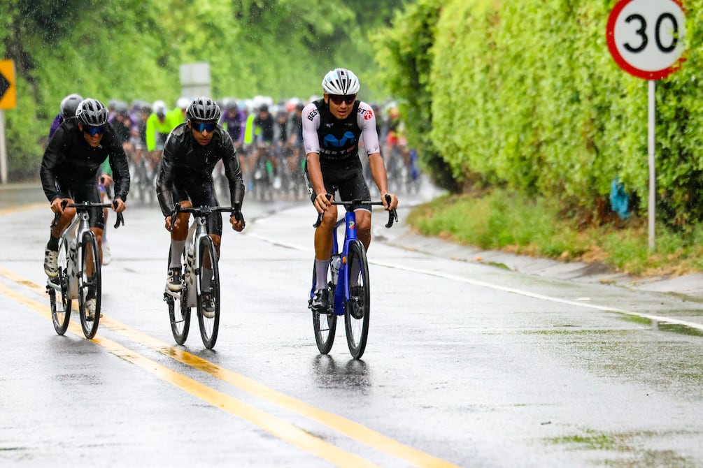 Santiago Montenegro vuelve a poner al Movistar Best PC como protagonista de la Vuelta a Colombia 2025
