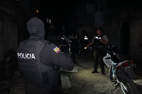‘El toque de queda ha sido sumamente importante para poder desplegar todas las fuerzas en territorio’, dice ministro del Interior al exponer resultados de operaciones
