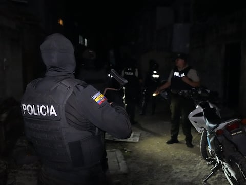 ‘El toque de queda ha sido sumamente importante para poder desplegar todas las fuerzas en territorio’, dice ministro del Interior, al exponer resultados de operaciones