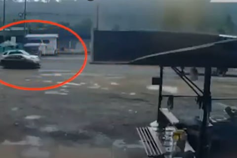 Dos muertos y dos heridos por atentado en zona de peaje de la vía Alóag-Santo Domingo