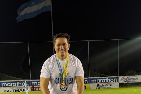 Pool Gavilánez, DT de Guayaquil City, sobre resolución que los deja sin título de la serie B: ‘El equipo no tiene nada que ver con rivalidades políticas’