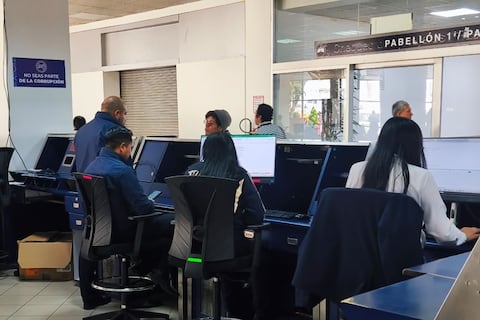 Exoneración de multa de $ 25 por matriculación en Quito beneficia a vehículos con placa 1