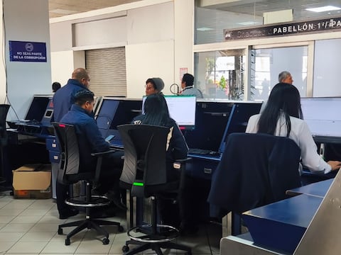 La AMT exonera multa por calendarización para placas 2 en Quito