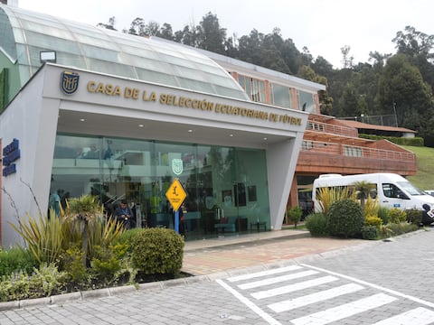 Madres denuncia por robo a participantes de torneo en la Casa de la Selección