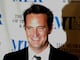Subastan objetos personales de Matthew Perry para apoyar a personas con adicciones en Estados Unidos
