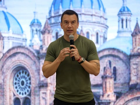 Daniel Noboa pide encender las máquinas para rehabilitación de la vía Cuenca-Molleturo con inversión de $ 21,8 millones