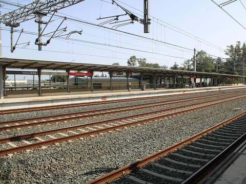 Al menos un muerto y cuatro heridos graves por accidente de tren en región española de Cataluña