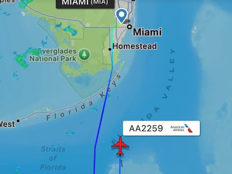 Pasajero disruptivo obliga a vuelo Miami–Quito a declarar emergencia y volver