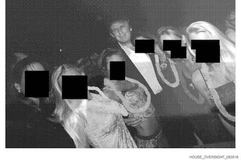 Justicia de EE.UU. tacha de “falsas y sensacionalistas” las acusaciones contra Trump en archivos Epstein