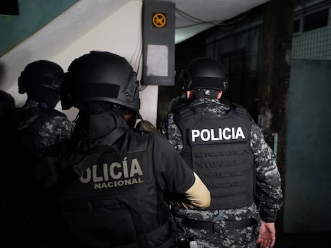 Allanamientos simultáneos y detenciones marcaron la novena jornada del toque de queda