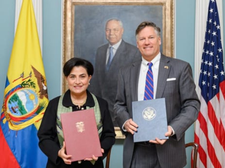 Ecuador suscribe acuerdo con EE. UU. para fortalecer la formación diplomática