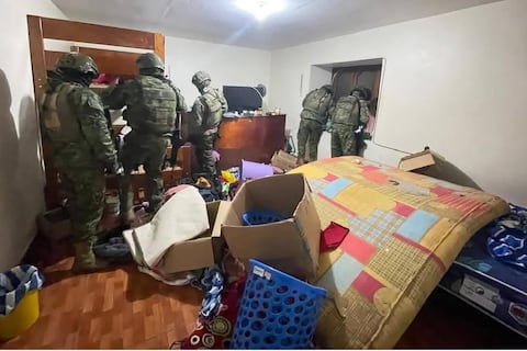 Golpe a grupos criminales en frontera de Tulcán: 3 aprehendidos y armas incautadas