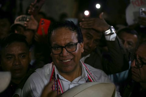 Roberto Sánchez lidera votación contra Keiko Fujimori