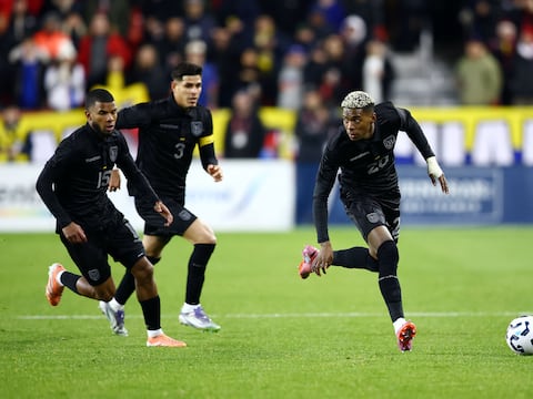 ‘¿Por qué dices que no se dan los resultados? Esto es fútbol’, la incómoda pregunta que respondió Piero Hincapié tras el empate entre Ecuador y Canadá