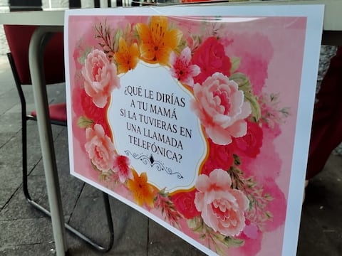 “Me gustaría que bajaras del cielo y me abrazaras”: guayaquileños dejan su mensaje a mamá a través de EL UNIVERSO