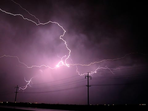 Un rayo mata a un turista y deja herido a otro en Cusco, Perú
