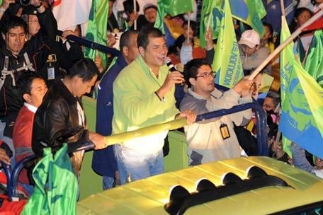 Ecuador se alista para su decimoquinta consulta popular desde el retorno a la democracia