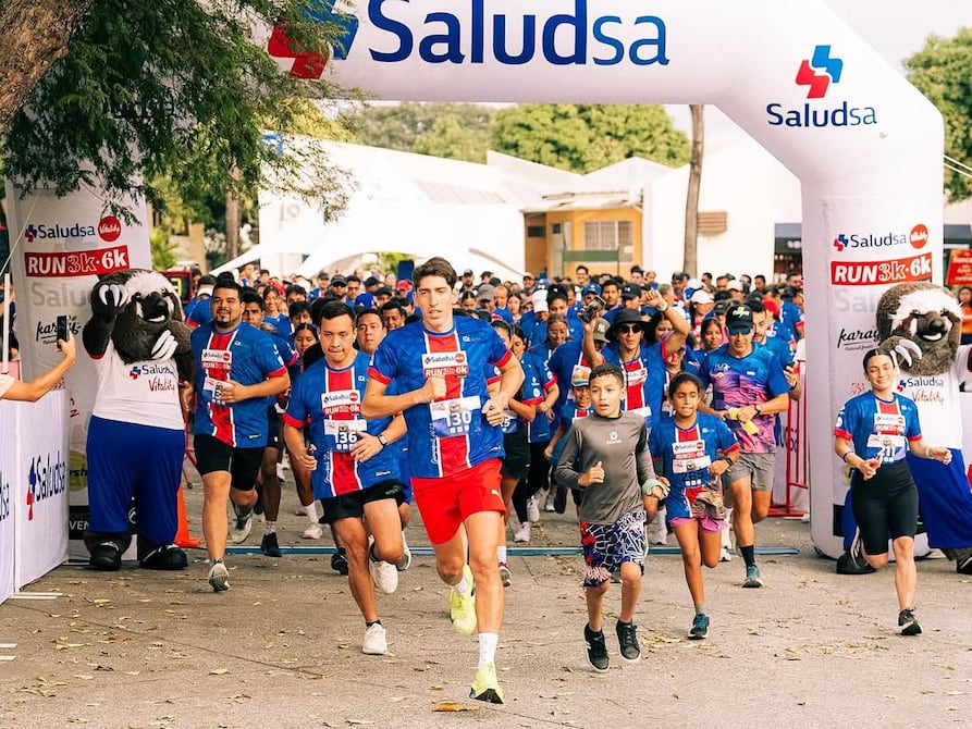 Más de 600 participantes tuvo carrera que se celebró en un centro educativo de Guayaquil