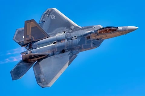 Super Raptor: el nuevo avión F-22 modernizado de Estados Unidos que podría poner a temblar a China