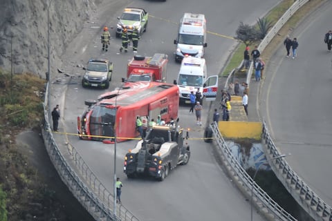 Nuevo accidente de bus en Ambato reaviva preocupación tras tragedia reciente