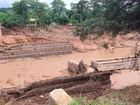 Desbordamiento de río en Bolivia deja siete fallecidos y 20 desaparecidos