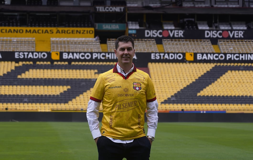 Un ‘mejorado’ Ismael Rescalvo vuelve a probar suerte en Ecuador: esta es la trayectoria del español