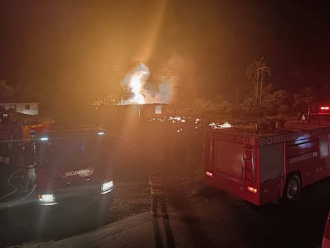 Incendio deja dos menores de edad afectados por incendio en Sucumbíos
