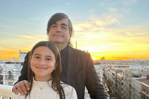 La historia que conmovió a Jaime Bayly en Ecuador la contó un hombre que se detuvo de pedirle a su novia que abortara después de leer una novela del escritor peruano