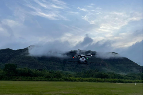 EE. UU. respalda erradicación de cultivos de coca con drones en Colombia