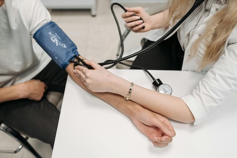 Los cinco indicadores clave de tu salud que predicen el riesgo de enfermedades cardíacas en el futuro