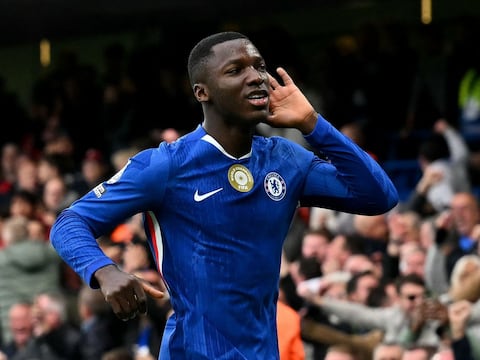 La Premier League visitó Ecuador y pidió mensajes de apoyo para Moisés Caicedo, jugador del Chelsea
