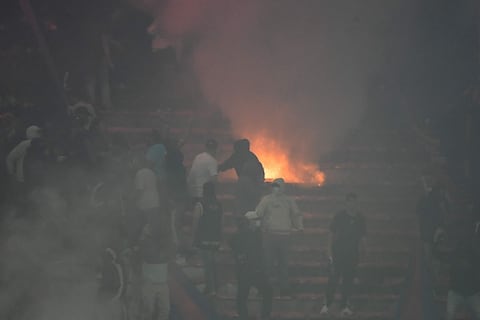 Humareda y caos en Medellín: suspendido provisionalmente el duelo entre Independiente y Flamengo por Copa Libertadores