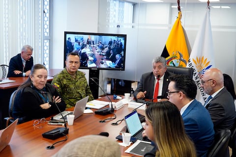 José Fiallos, director del Issfa, aclaró que él será ‘la voz’ de la tropa en la discusión de una nueva ley de seguridad para las Fuerzas Armadas