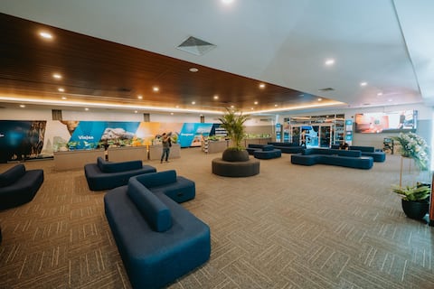 Terminal terrestre de Guayaquil inaugura sala ‘vip’ para pasajeros: así es el espacio