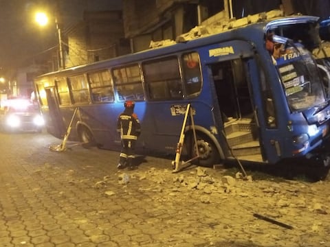 Joven fallecido por siniestro de bus en Quito estaba a días de graduarse de ingeniero: conductor cumple prisión preventiva