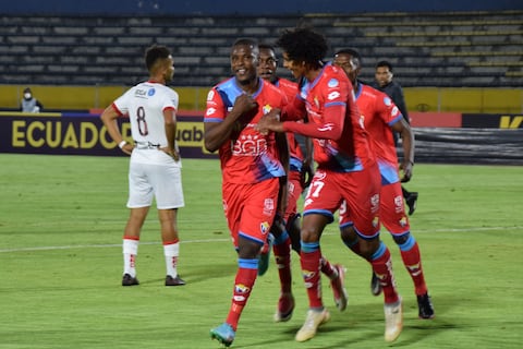 Estas son las veces que El Nacional ha jugado en la Serie B del fútbol ecuatoriano