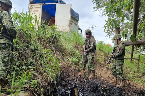 Tenso encuentro entre militares y guerrilleros en la frontera de Sucumbíos: hay un detenido