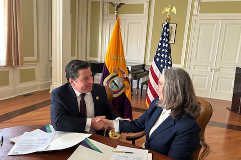 Superintendencia de Compañías firmó memorando para fortalecer control y supervisión en prevención de lavado de activos