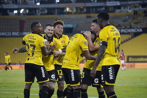 Así marcha la tabla de posiciones de la Liga Ecuabet tras el triunfo de Barcelona SC y la derrota de Liga de Quito en el inicio de la fecha 8