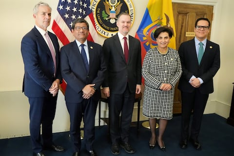 ‘La sobretasa de 15 % ya no es la base de análisis y se entiende que sería de 10 %’