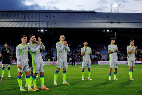 Manchester City mete presión en la punta de la Premier League tras goleada sobre Crystal Palace
