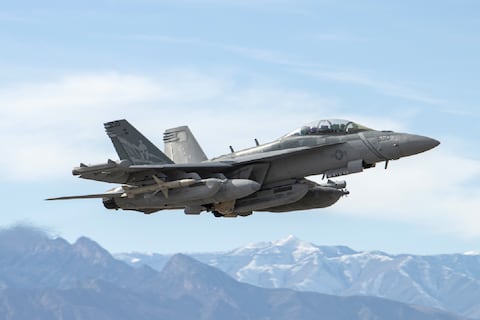 Aviones Growler de Estados Unidos: la pieza clave para destruir el sistema de defensa de Venezuela durante captura de Maduro