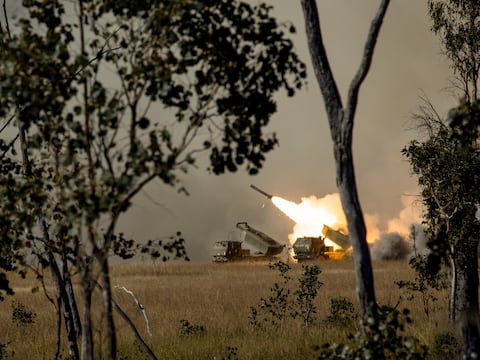 Estados Unidos despliega lanzador móvil HIMARS en el Indo-Pacífico, su alcance va desde los 15 hasta los 499 kilómetros