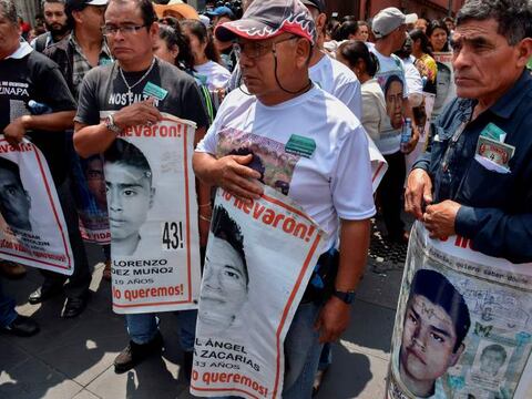 México: 4 años sin rastro de los 43; críticas a versión oficial