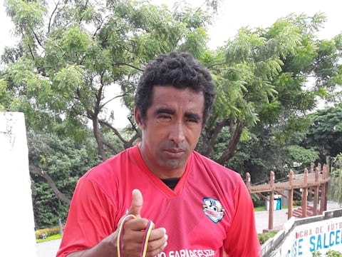 Luto en el fútbol por fallecimiento de Carlos Kaiser Rivadeneira