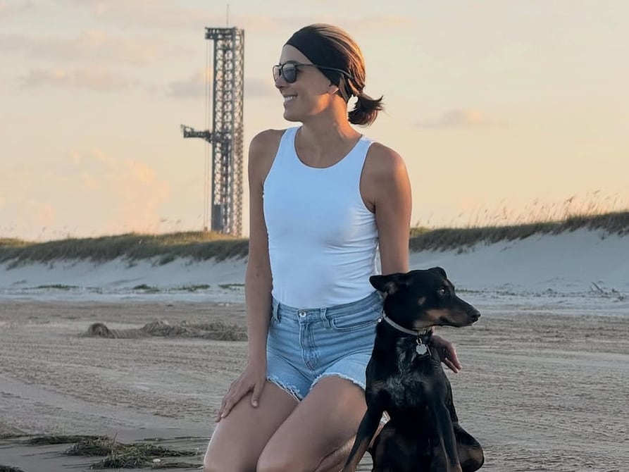 María Teresa ‘la Flaca’ Guerrero respira la brisa del mar tras la quimioterapia: “La playa se convirtió en mi zona vitamina”