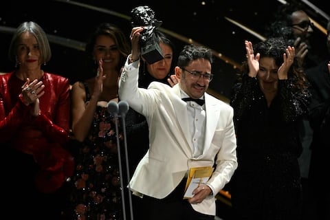 ‘La sociedad de la nieve’ arrasa en los premios Goya con doce galardones